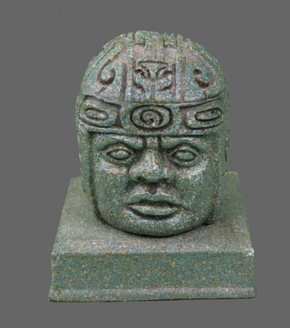 Mayan Head style gas lighter(Size: See last photo for: Mayan Head style gas lighter(Size: See last photo for measurement.) Photos are part of the description representing the condition report. Pangaea Auctions urges Bidder's to view all attached photos.