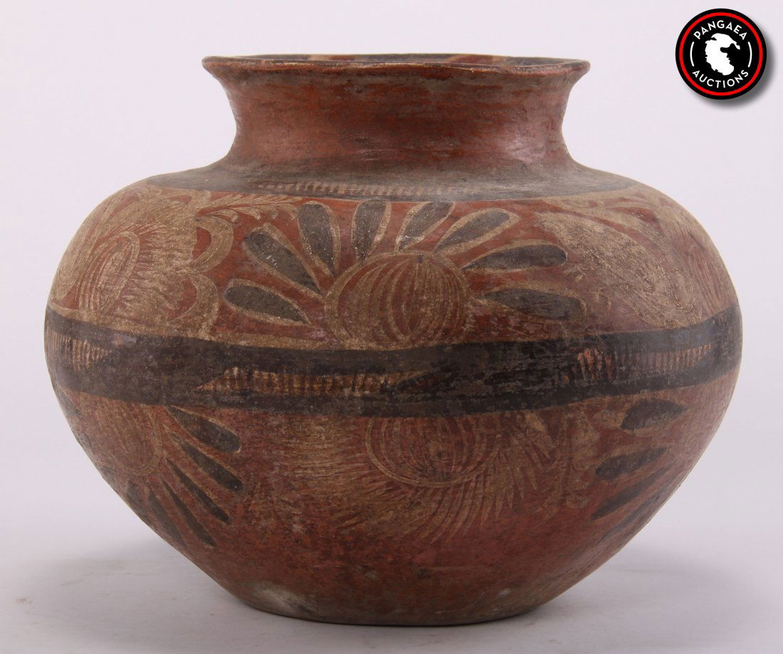 Antique Native American pottery bowl. Southwest style: Antique Native American OR Huastec pottery bowl. Southwest style with polychrome designs. SIZE: see attached ruler photo. Photos are part of the description representing the condition report and can b