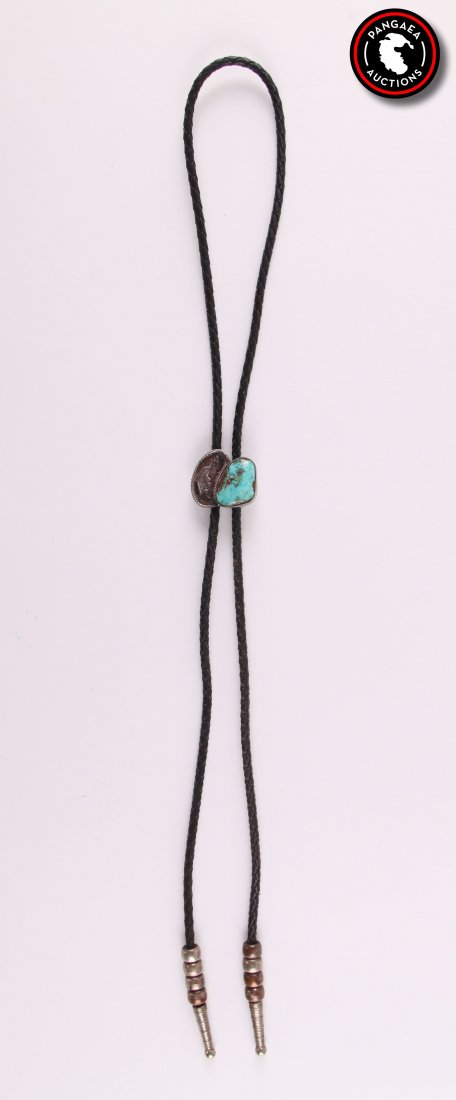 Antique Native American bolo tie with turquoise: Antique Native American bolo tie with turquoise gemstone. SIZE: see attached ruler photo. Photos are part of the description representing the condition report and can be used for authentication prior