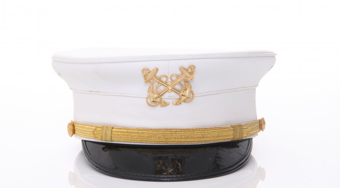 U.S. Navy Officer hat SIZE: see attached ruler photo.: U.S. Navy Officer hat SIZE: see attached ruler photo. Photos are part of the description representing the condition report and can be used for authentication prior to the sale date. Pangaea Auctions u