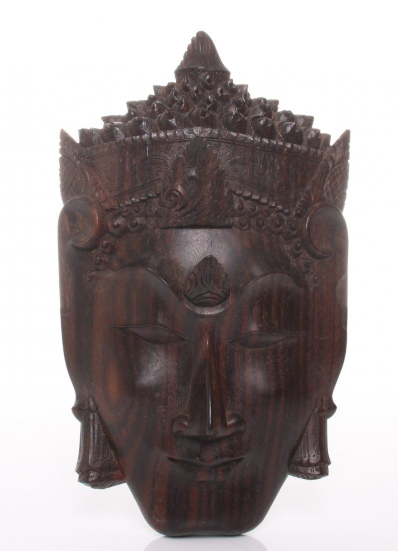 Vintage Balinese carved rosewood face. Estima: Vintage Balinese carved rosewood face. Estimated more than 50 yrs old. Indonesian art consists of various artistic expressions and artworks of the archipelagic nation of Indonesia. It includes both ag