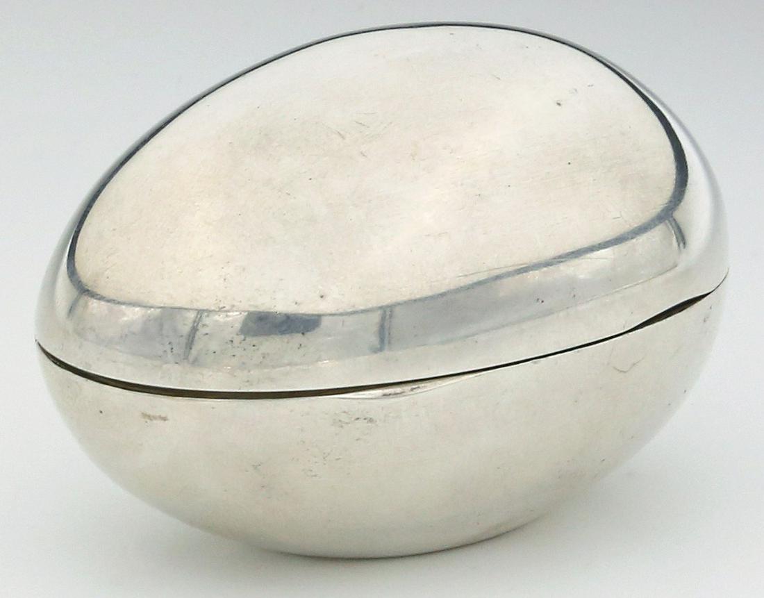 Dose in Eiform, Tiffany. (1 of 1)