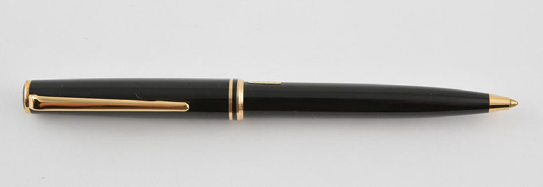 MONTBLANC - CLASSIC (1 of 1)