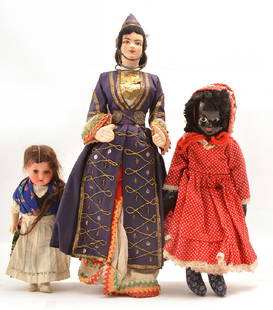 ANTIQUE DOLLS: Set of 3 antique dolls including: - Antique doll marked "Germany 390 12 / 0X", dressed in a peasant costume of origin, head and body in composition, sleepy eyes, open mouth, mohair hair. H.: 20cm - 8"