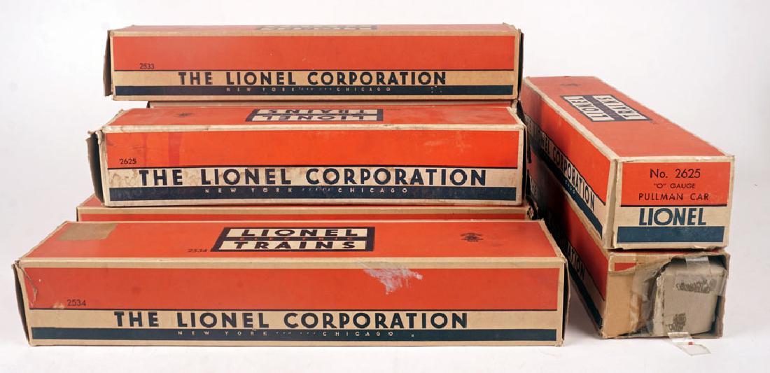 LIONEL - 8 CARS (1 of 1)