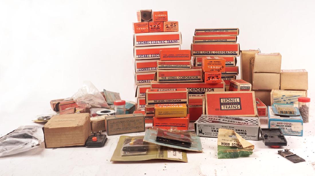 SET OF TRAIN EQUIPMENT (1 of 1)