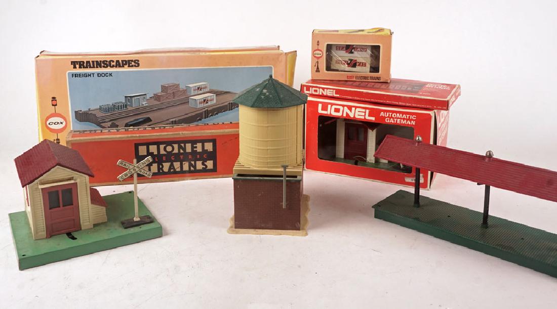 SET OF TRAIN SCENERY (1 of 1)