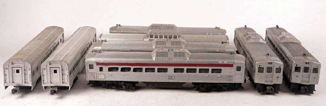 LIONEL - SET OF 8 PASSENGER CARS (1 of 1)