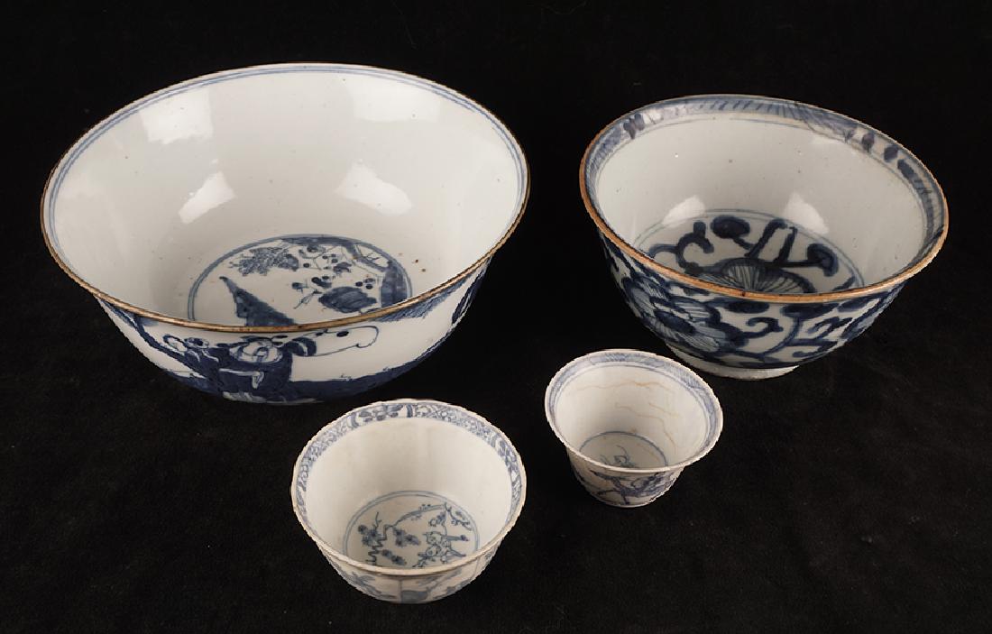 Set of 4 Vietnamese ceramic bowls, 19th century (1 of 1)