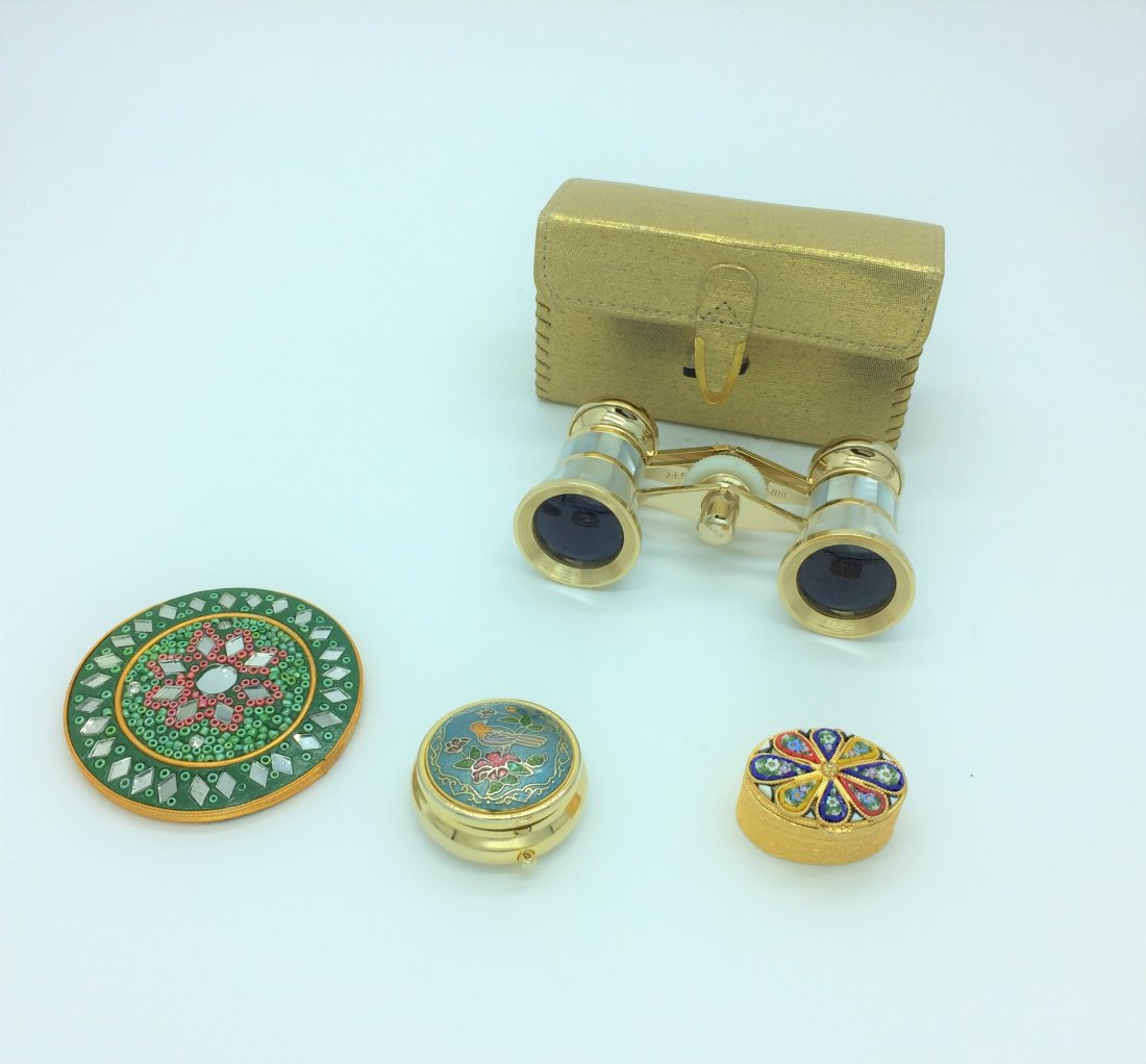 OPERA GLASSES: OPERA GLASSESOpera glasses acompanied with a set of small decorative boxes.