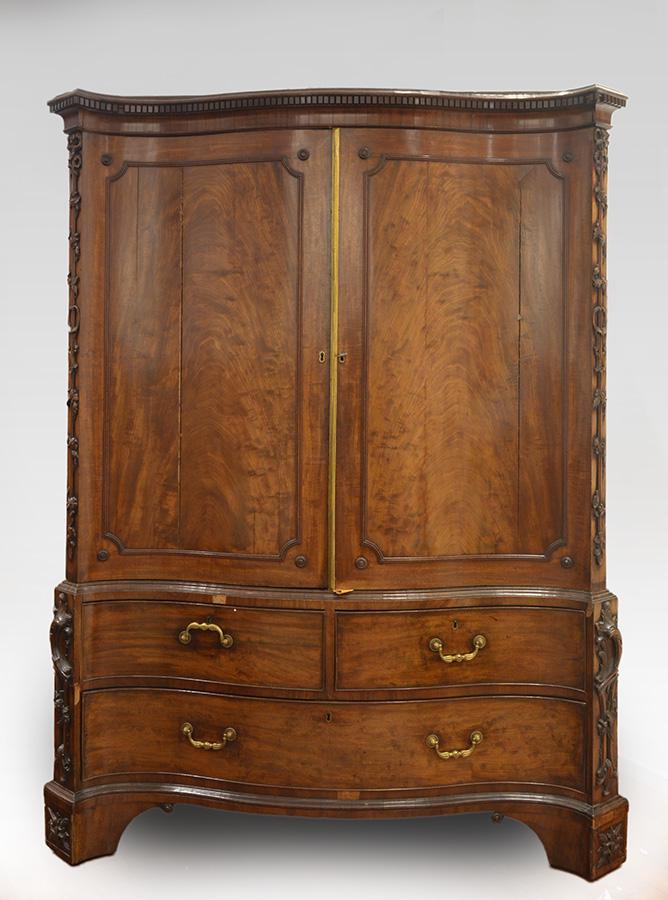 CHIPPENDALE - ANGLETERRE, XVIIIe s. / CHIPPENDALE - (1 of 2)