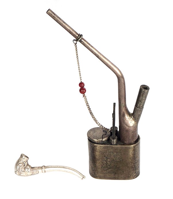 ENSEMBLE DE DEUX PIPES ASIATIQUES / SET OF TWO ASIAN PIPES (1 of 6)