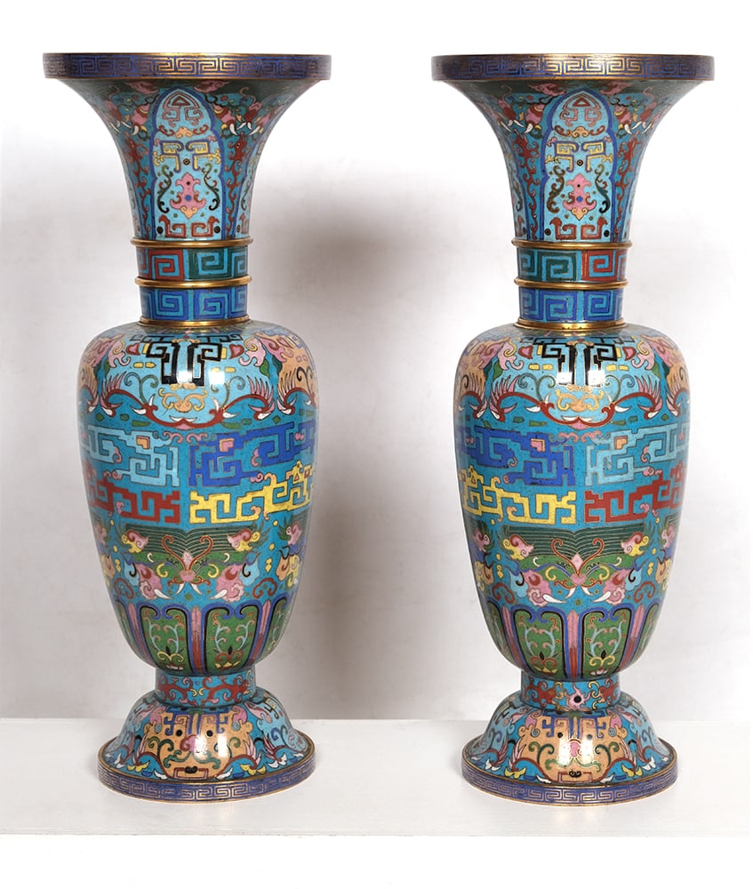 PAIRE DE VASES CHINOIS, DÉBUT DU 20E SIÈCLE / EARLY 20TH CENTURY PAIR OF CHINESE VASES (1 of 7)
