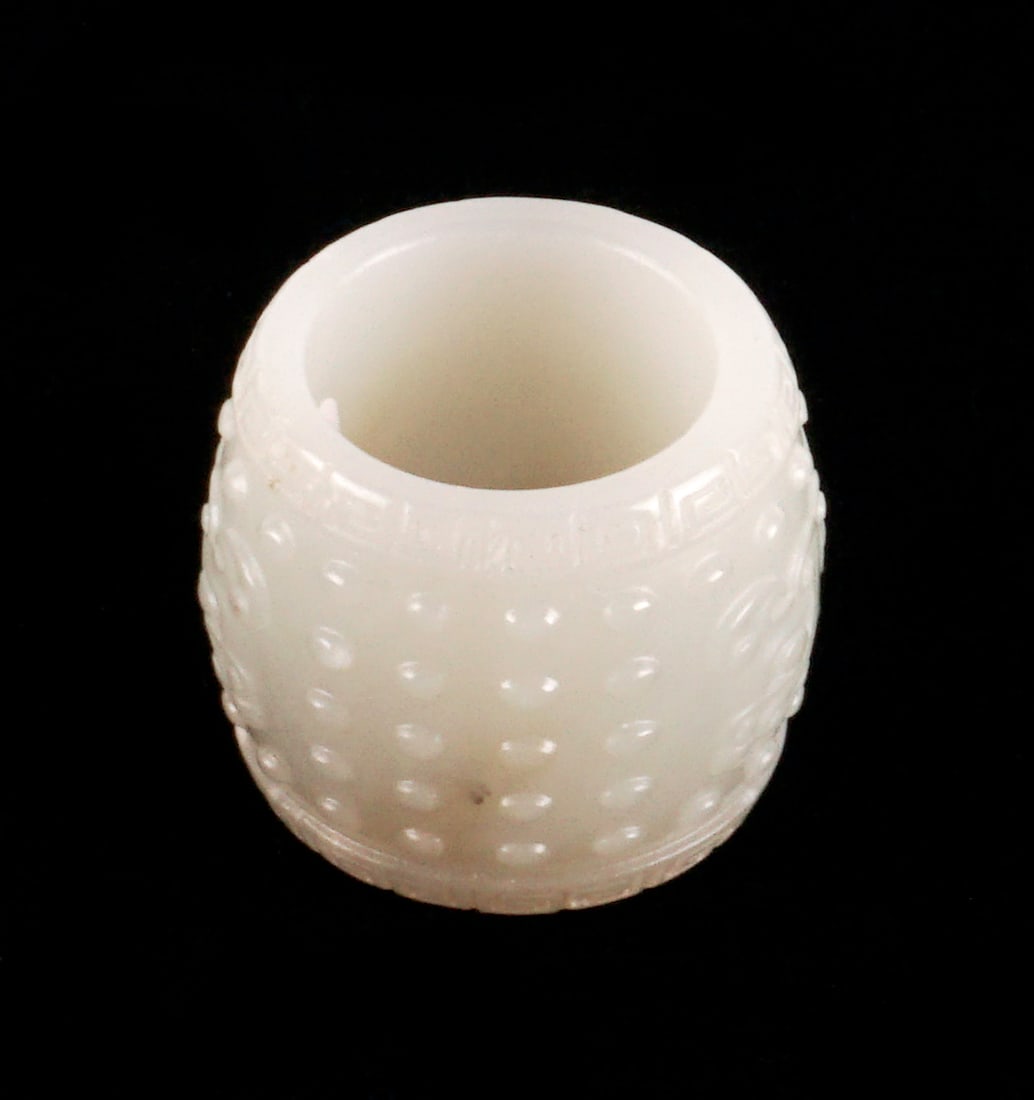 BAGUE CHINOISE EN JADE, DÉBUT 20E SIÈCLE / EARLY 20TH CENTURY JADE CHINESE RING (1 of 1)