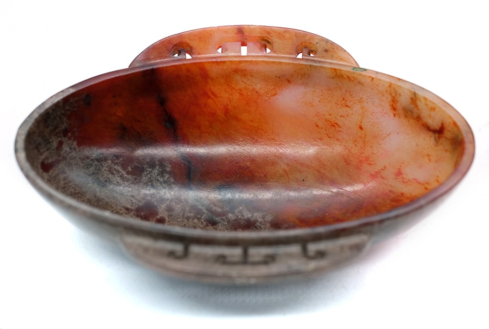 COUPE À OREILLES ERBEI EN PIERRE DURE / CHINESE HARD STONE ERBEI EAR CUP (1 of 3)