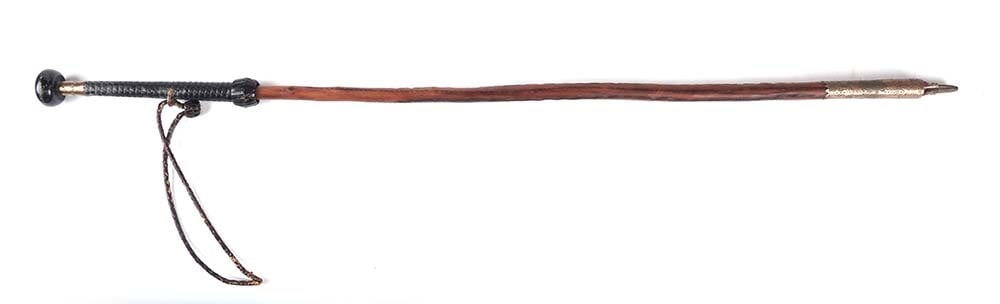 BÂTON DE MARCHE AINCIART-BERGARA / AINCIART-BERGARA WALKING STICK: Description française: BÂTON DE MARCH...