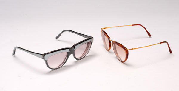 MISSONI ET MILKI: Lot comprising 1 MISSONI tortoiseshell imitation and gold tone metal pair of glasses, and 1 MILKI grey glasses. Prescription lenses.