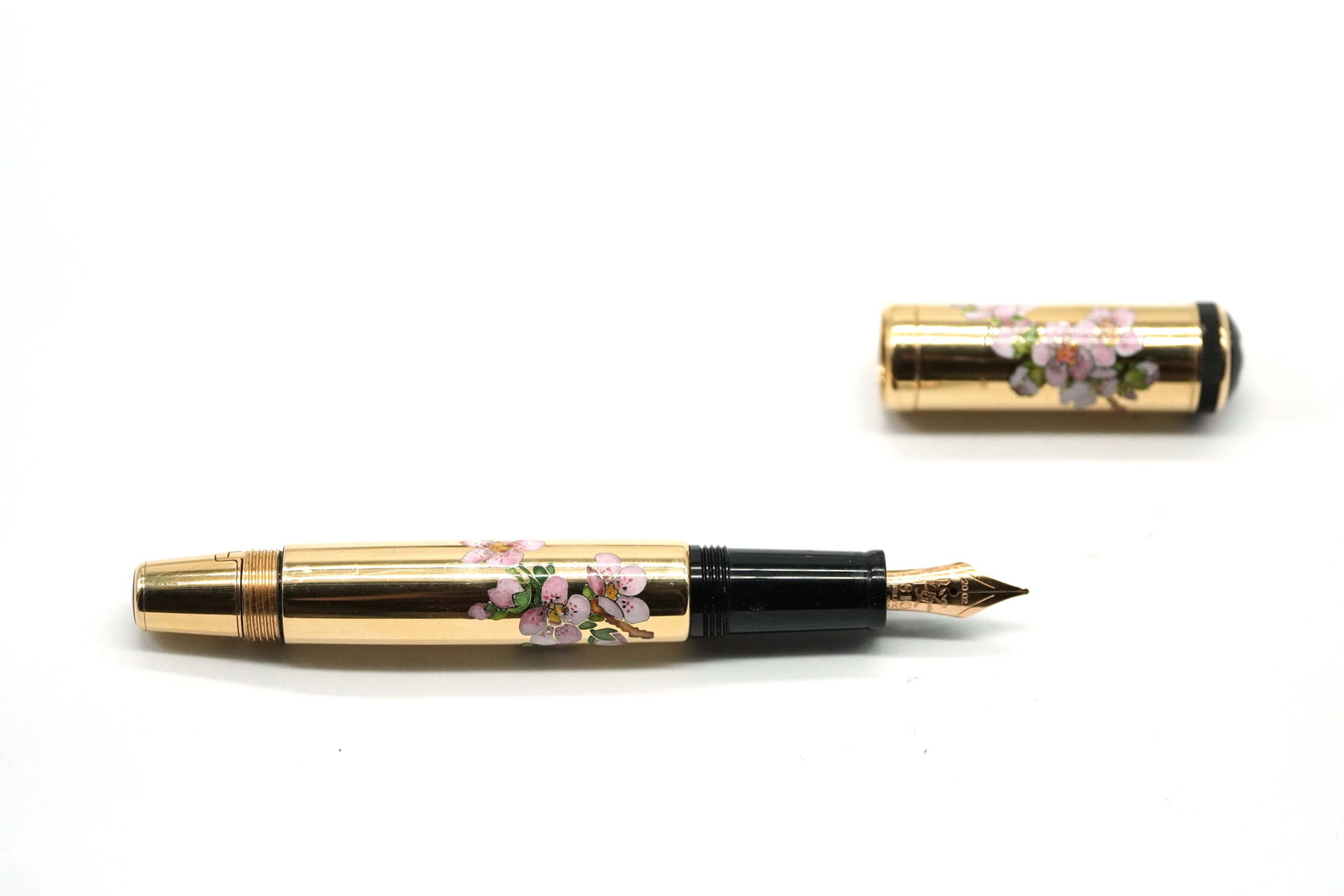 MONTBLANC "SAKURA PRECIOUS 88" (1 of 4)