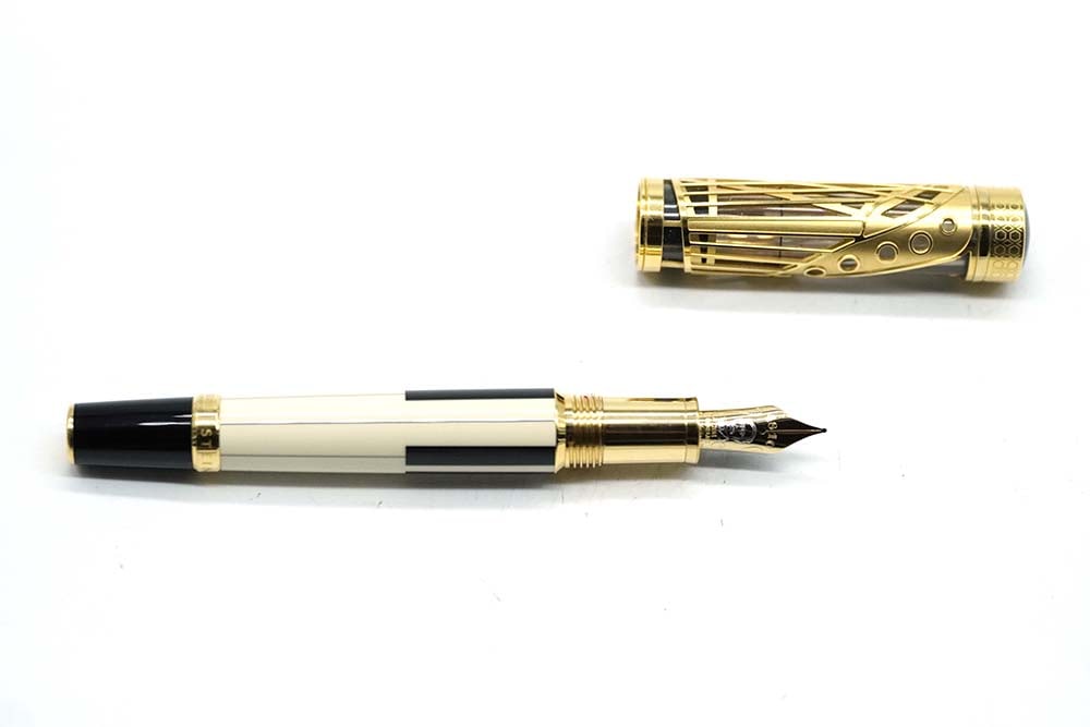 MONTBLANC "HENRY E. STEINWAY 888" (1 of 4)