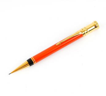 PARKER "DUOFOLD ORANGE": Description française: PARKER "DUOFOLD ORANGE" Porte-mine Parker, "Duofold Orange", made in UK. Sans boîte. English Description: PARKER "DUOFOLD ORANGE Parker “Duofold Orange”