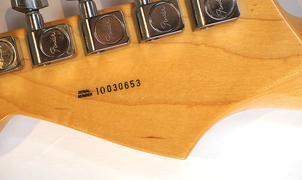 FENDER STRATOCASTER - 8