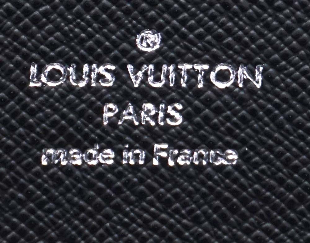 LOUIS VUITTON - 4