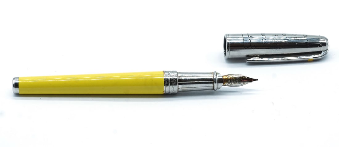 S.T. DUPONT "ANDY WARHOL": Description française: S.T. DUPONT "ANDY WARHOL" Stylo plume S.T. Dupont "Andy Warhol", édition limitée 0234/1964. Plume or 18k, taille M, à cartouche. Sans boîte. English