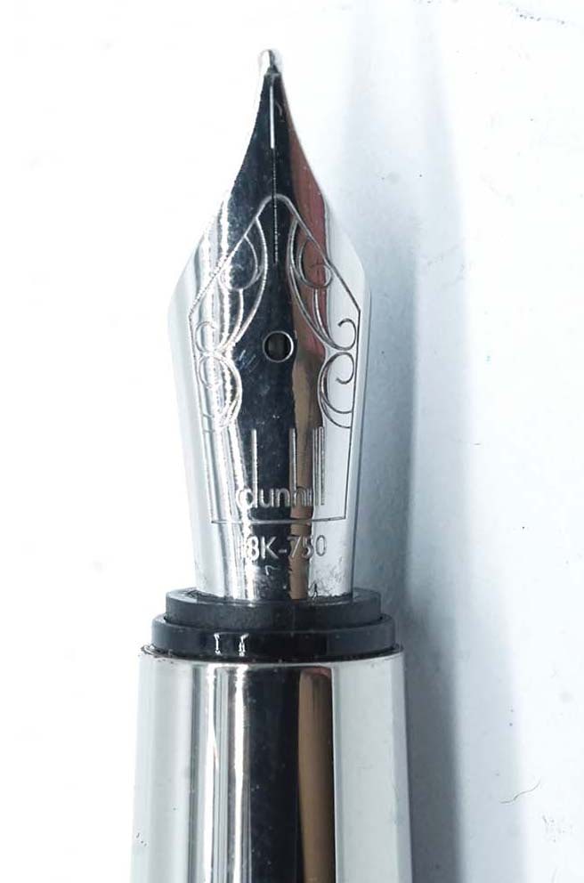 DUNHILL "SENTRYMAN EXPLORER" - 2