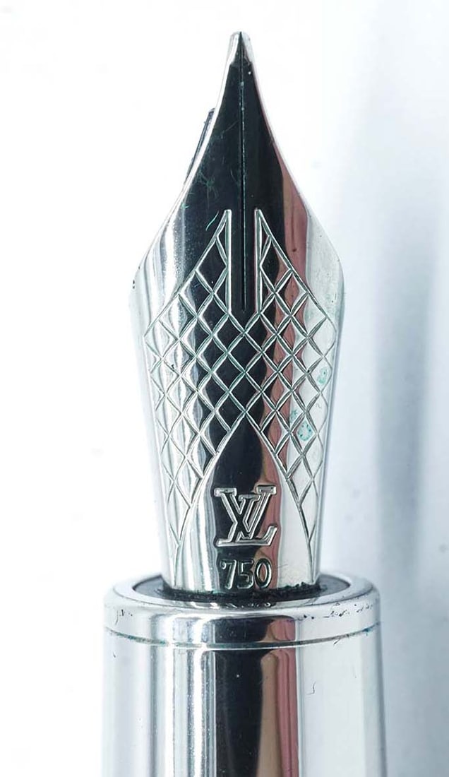 LOUIS VUITTON "CARGO" - 2