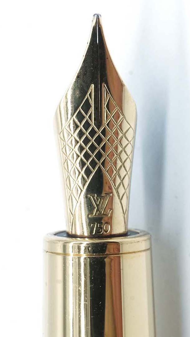 LOUIS VUITTON "CARGO" - 2