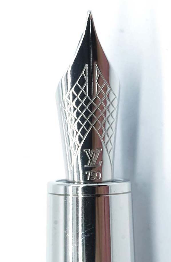 LOUIS VUITTON "CARGO" - 2