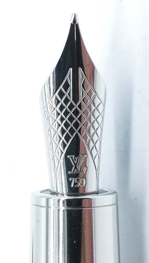 LOUIS VUITTON "CARGO" - 2