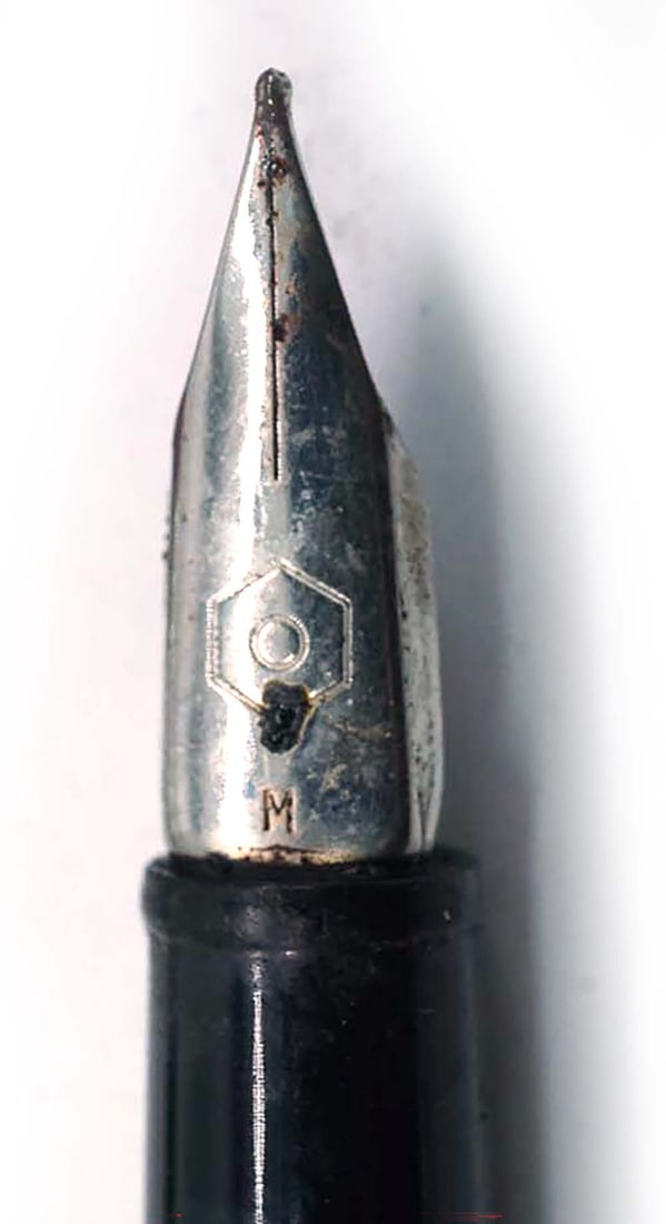 CARAN D'ACHE "849" FOUNTAIN PENS - 4