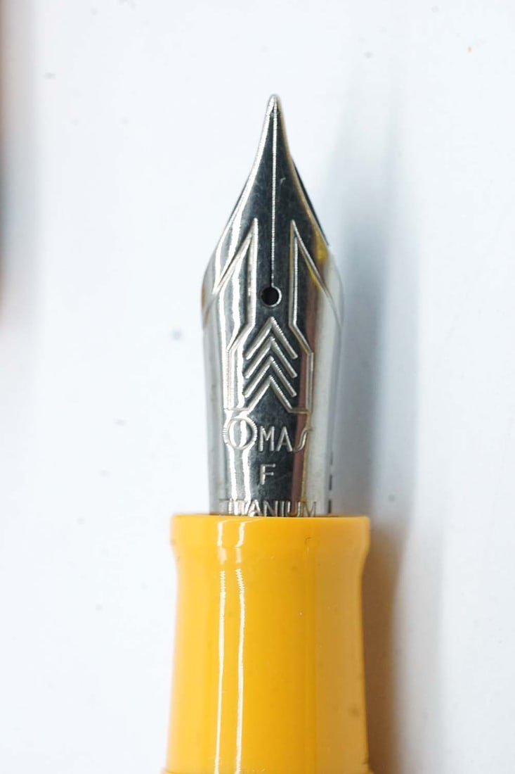 OMAS "FERRARI 456 GT" FOUNTAIN AND BALLPOINT PENS - 2