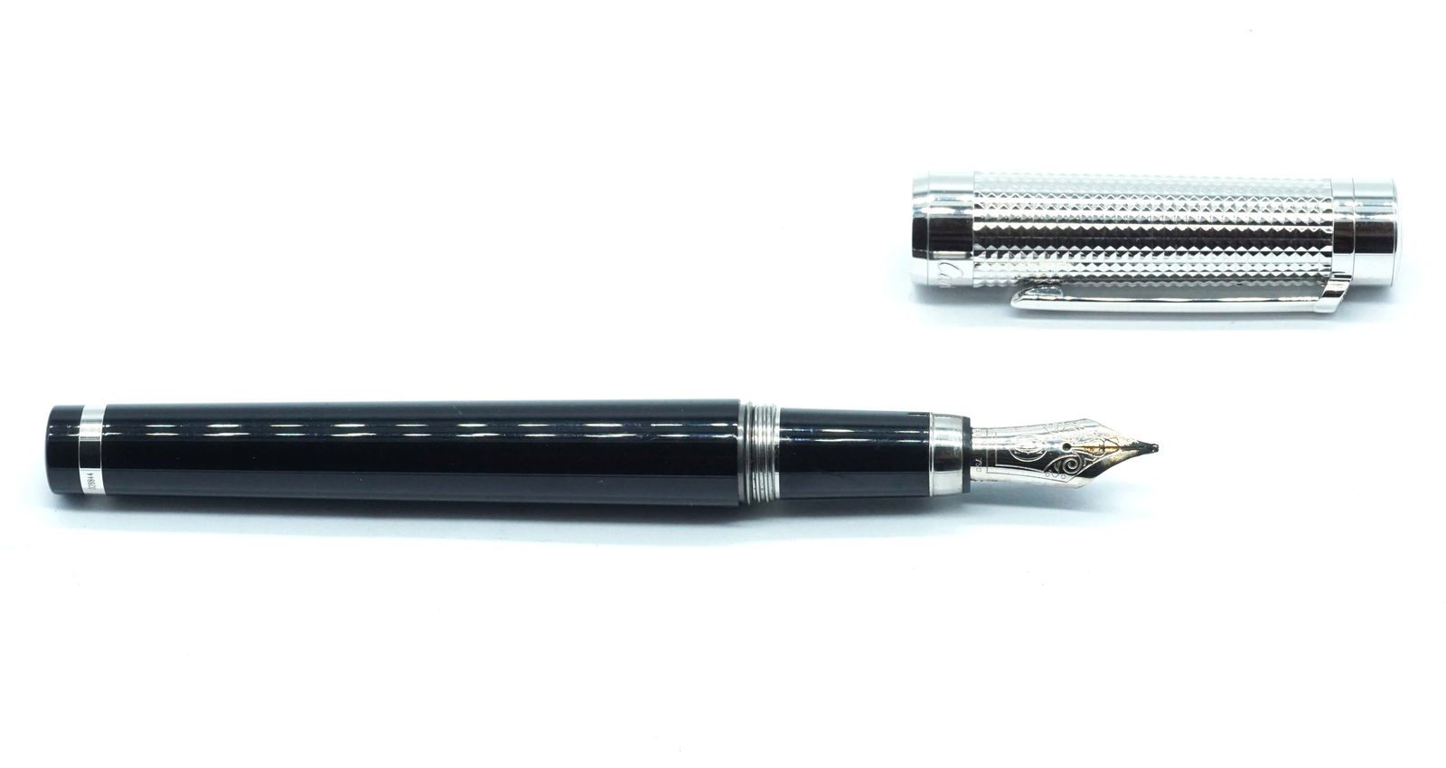 CARTIER "PASHA CLOU DE PARIS" (1 of 3)