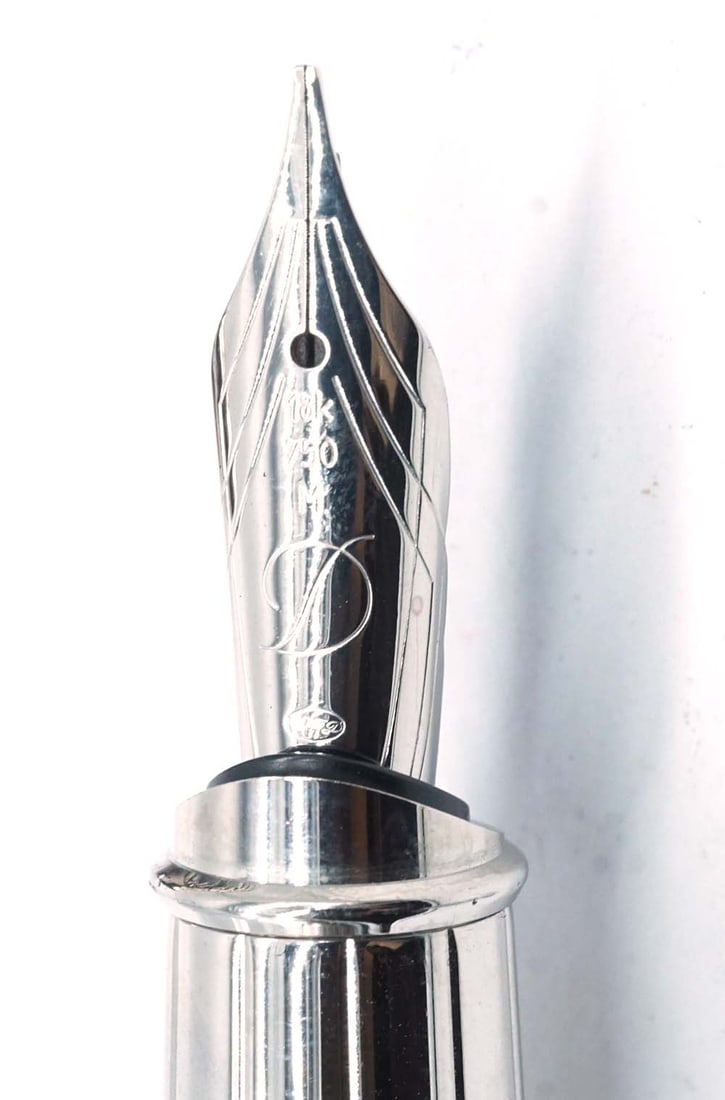 S.T. DUPONT "CATACOMBES" FOUNTAIN PEN - 2