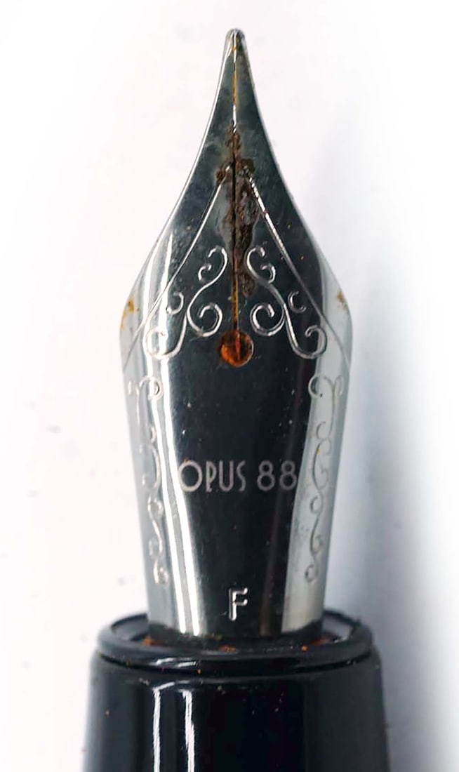 OPUS 88 "KATANA" FOUNTAIN PEN - 2