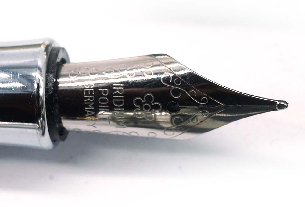 AMERICANA FOUNTAIN PENS - 3