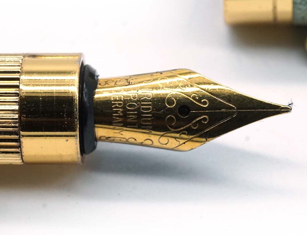 AMERICANA FOUNTAIN PENS - 5