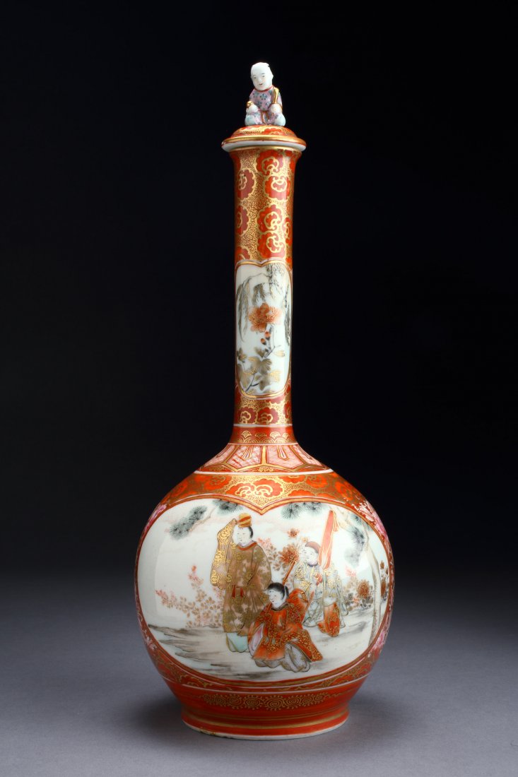 KUTANI PORCELAIN LIDDED VASE WITH A BOY
