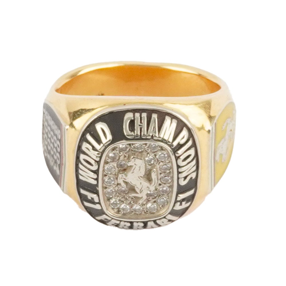 OR 18K / WORLD CHAMPIONS FERRARI (1 of 3)