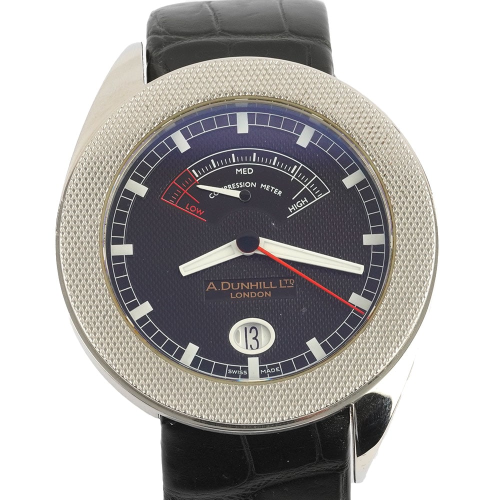 A.DUNHILL: Description française: A.DUNHILL Montre A.Dunhill Wheel Watch en acier, édition limitée, boîtier rond en acier de 42 mm, cadran noir, inspiré de l'univers automobile