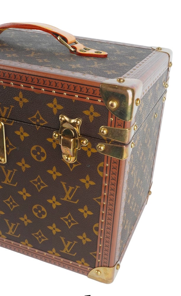 LOUIS VUITTON - 8