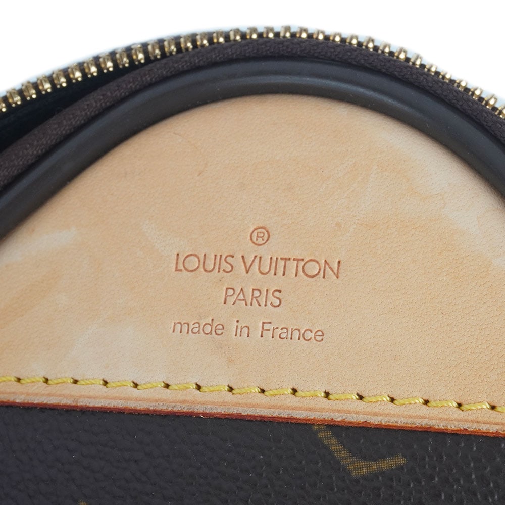 LOUIS VUITTON - 7