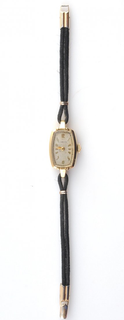 LONGINES