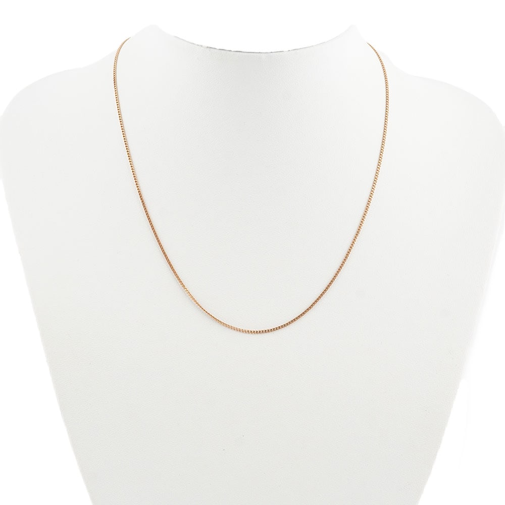 OR 10K / 10K GOLD: Description française: OR 10K / 10K GOLD Chaîne en or jaune 10K à maille fine gourmette . Poids brut: 2.0 g Longueur: 42 cm - 17" English Description: 10K GOLD 10K yellow gold fine