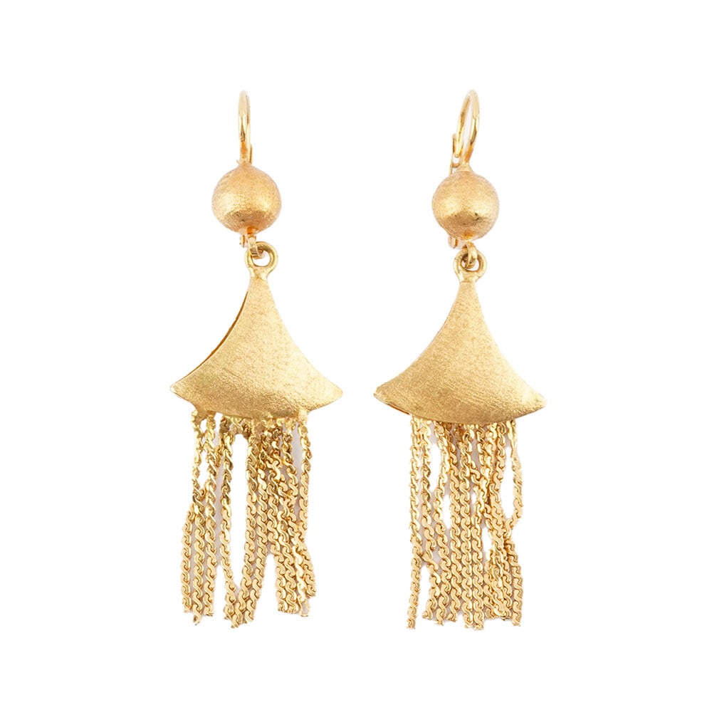 OR 18K /18K GOLD: Description française: OR 18K /18K GOLD Boucles d'oreilles pendantes en or jaune 18K Poids brut: 8.6 g Dimensions: 5.0 x 2.0 cm - 2 x 0.75" English Description: 18K GOLD 18K yellow gold drop