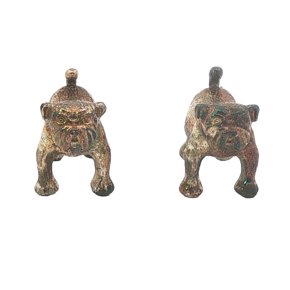 FIGURINES (1 of 1)