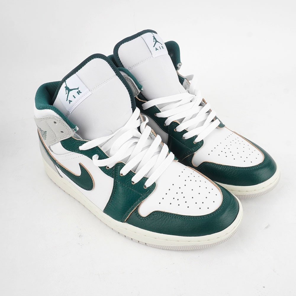 NIKE AIR JORDAN 1 MID SE - 2