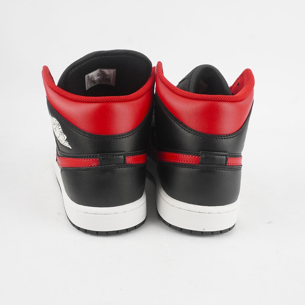 NIKE AIR JORDAN 1 MID - 4